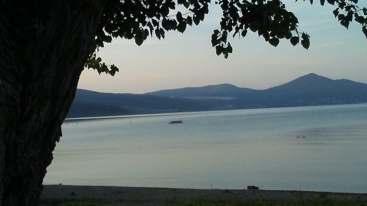 Alloggio Turistico D'Annunzio Bracciano  Exterior foto